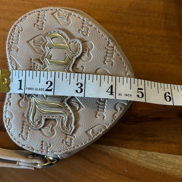 Juicy Couture Cafe Beige Upgrade Heart Zip Around Wristlet  Wallet  NWT - Picture 11 of 12